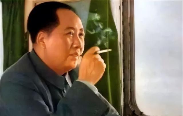 党指挥枪的铁律:从南昌城头的枪声到周恩来的制度自觉 新闻