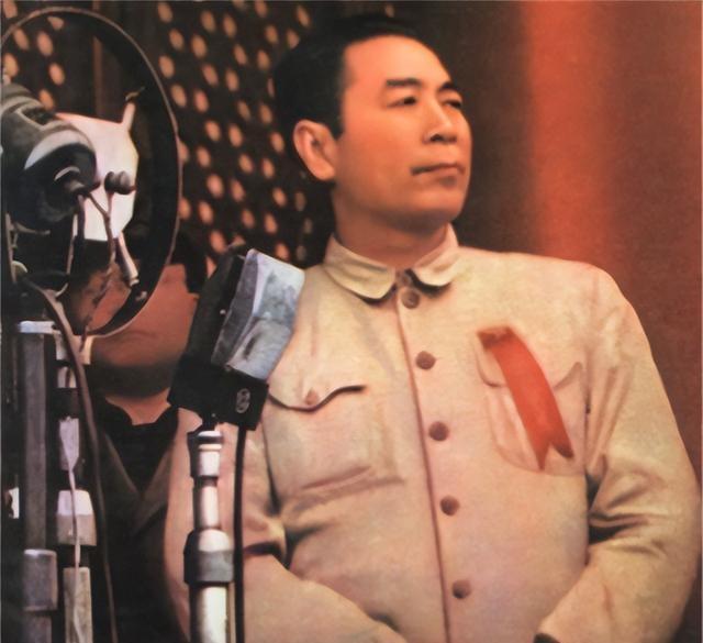 党指挥枪的铁律:从南昌城头的枪声到周恩来的制度自觉 新闻
